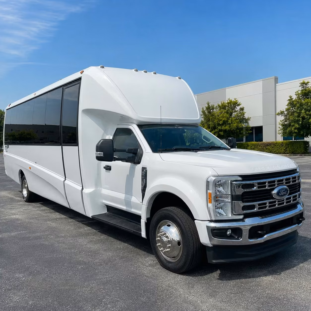 15 passenger minibus