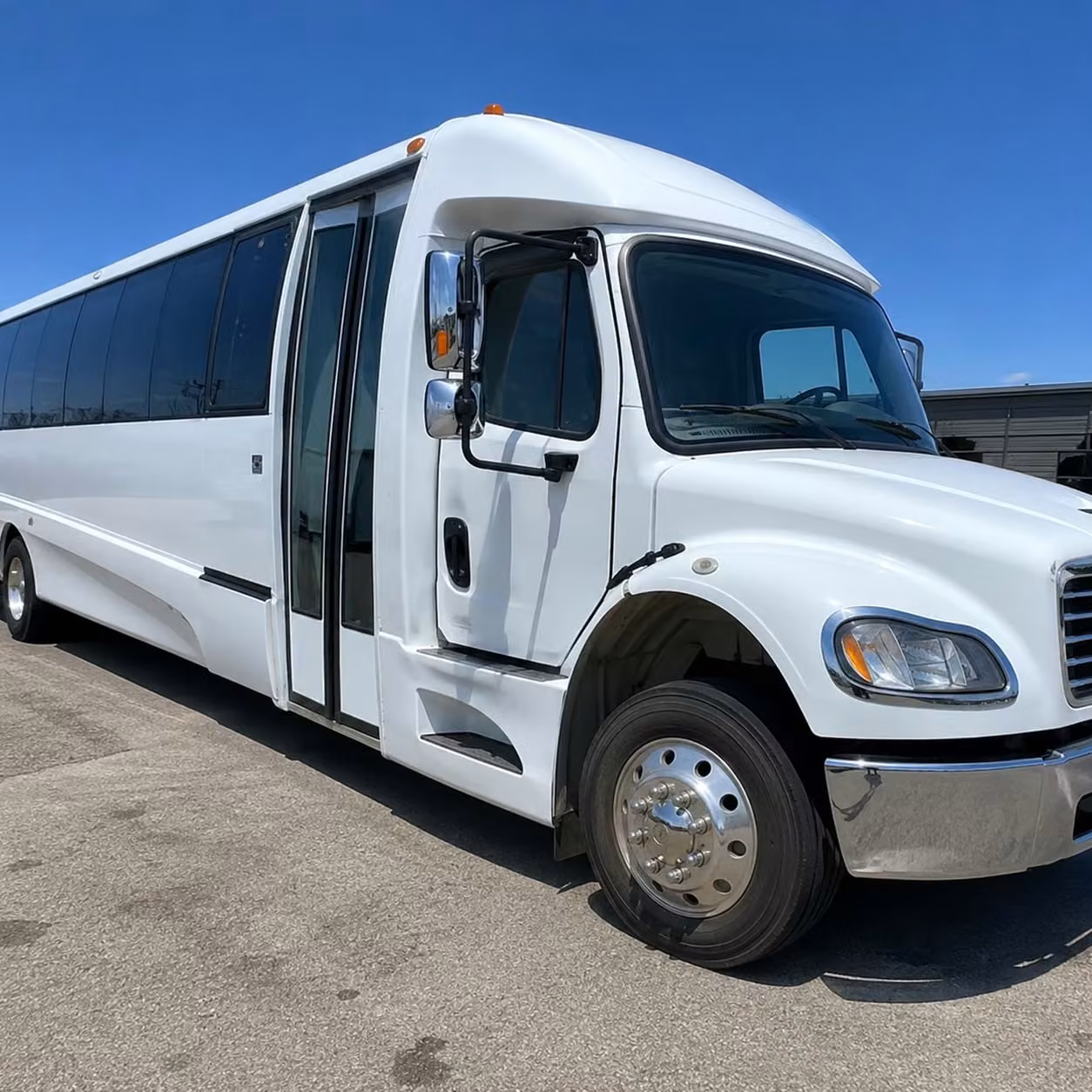 18 passenger minibus