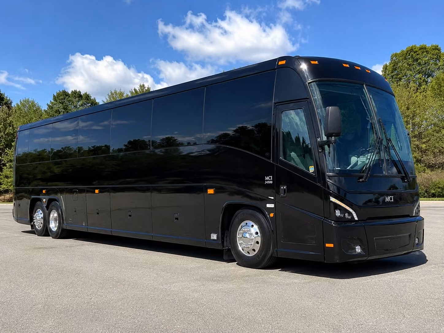corporate event shuttle bus rentals in richmond virginia