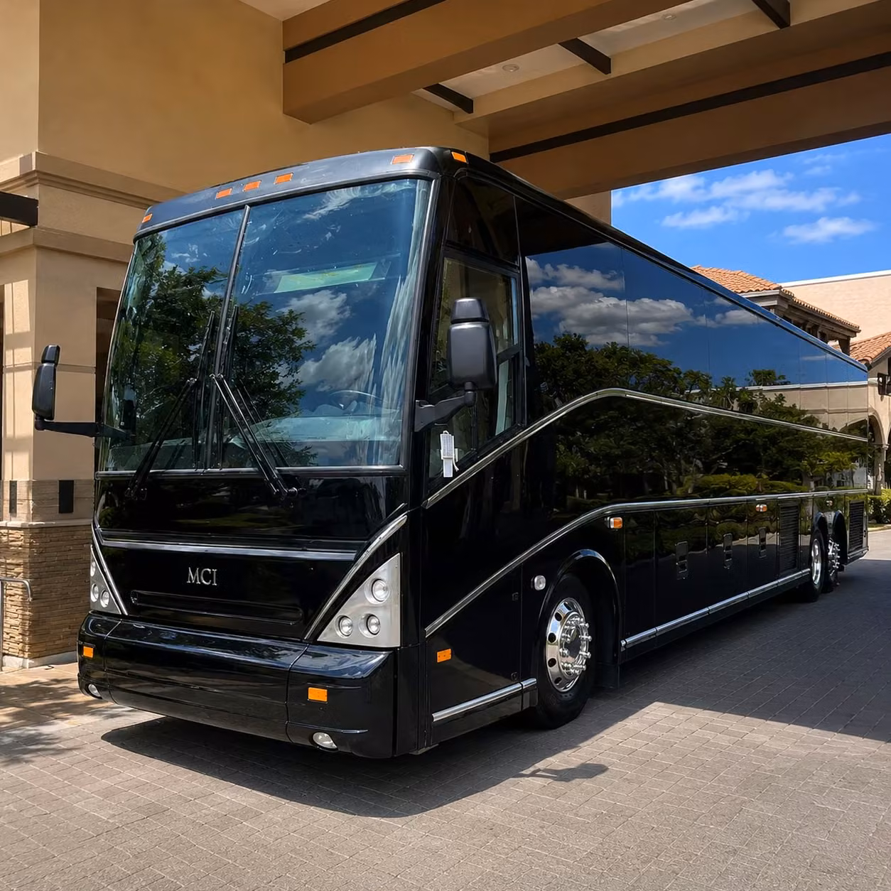 richmond employee shuttle services that keep your team moving